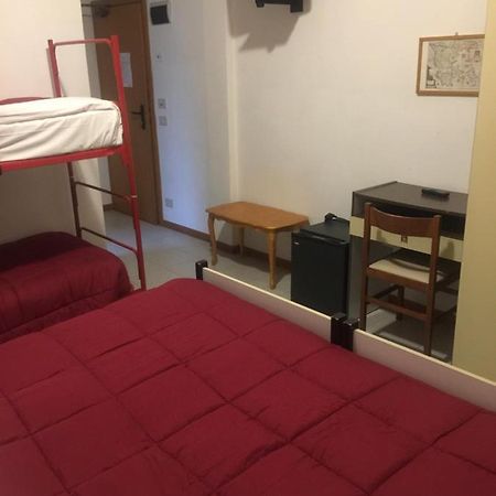 Hotel Sestriere Chianciano Terme Buitenkant foto